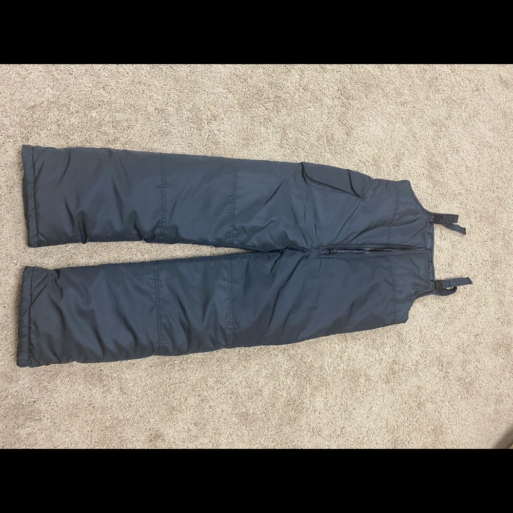 London Fog snow pants. Girls 14/16. Black